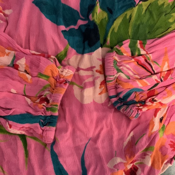 Billabong crop top size small - Picture 3 of 4